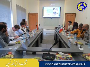 جلسه مذاکره با شرکت روسی در مورد فروش پمپ های اسکرو در شهرک علمی و تحقیقاتی اصفهان
